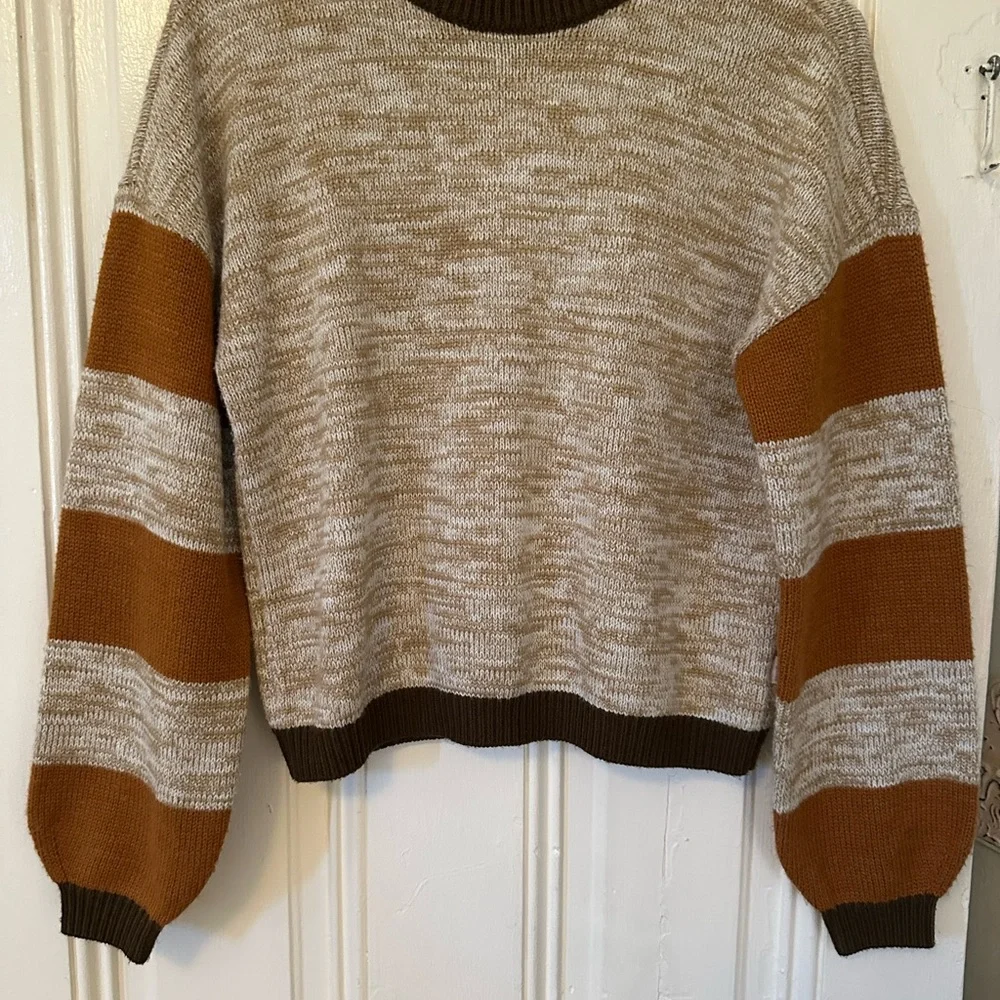 Sold - Picture 4 of 10